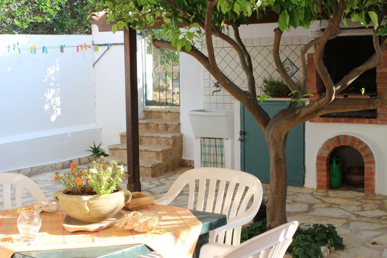 Monolocale Da Mariolina Apartman Macari Kültér fotó