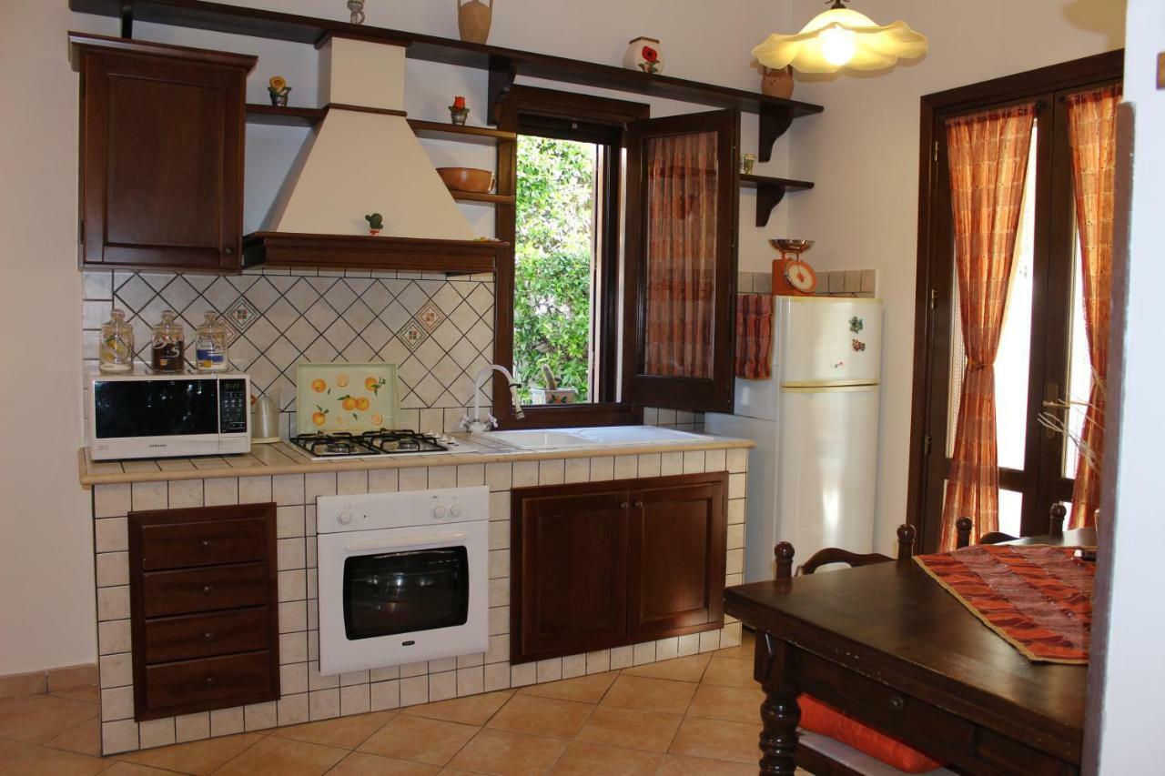 Monolocale Da Mariolina Apartman Macari Kültér fotó