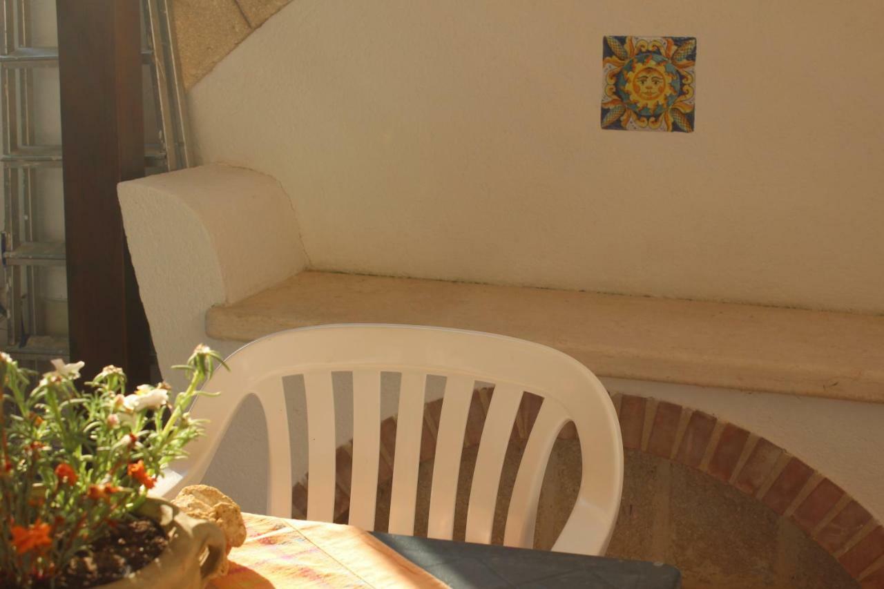 Monolocale Da Mariolina Apartman Macari Kültér fotó