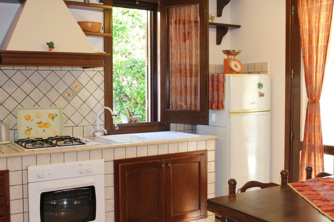 Monolocale Da Mariolina Apartman Macari Kültér fotó